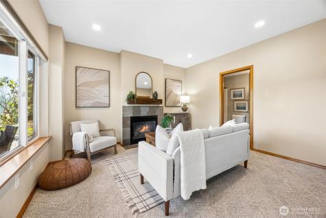 9226 Peacock Hill Avenue Gig Harbor WA 98332