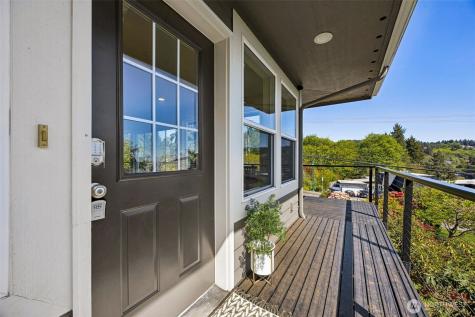 9226 Peacock Hill Avenue Gig Harbor WA 98332
