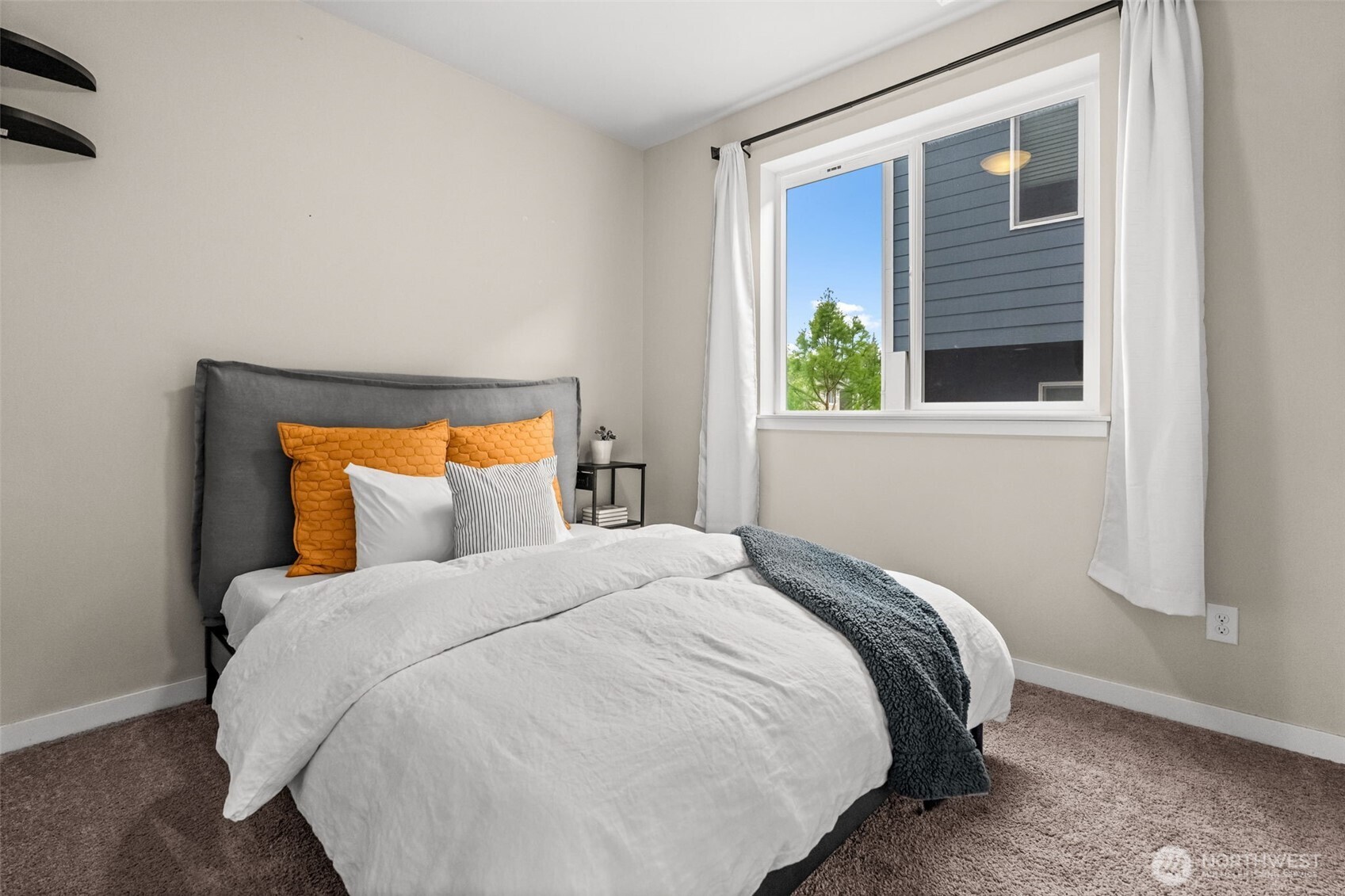 2405 Zeeden Way Bremerton WA 98310