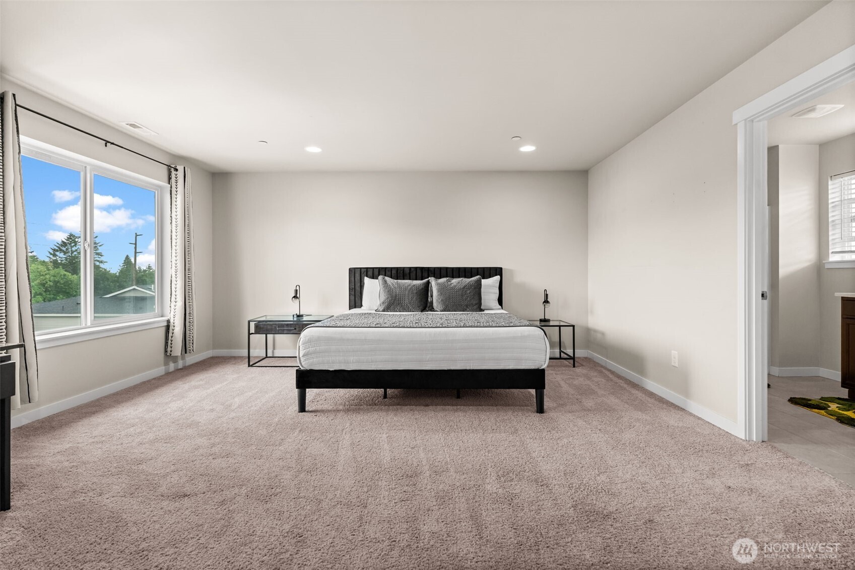 2405 Zeeden Way Bremerton WA 98310