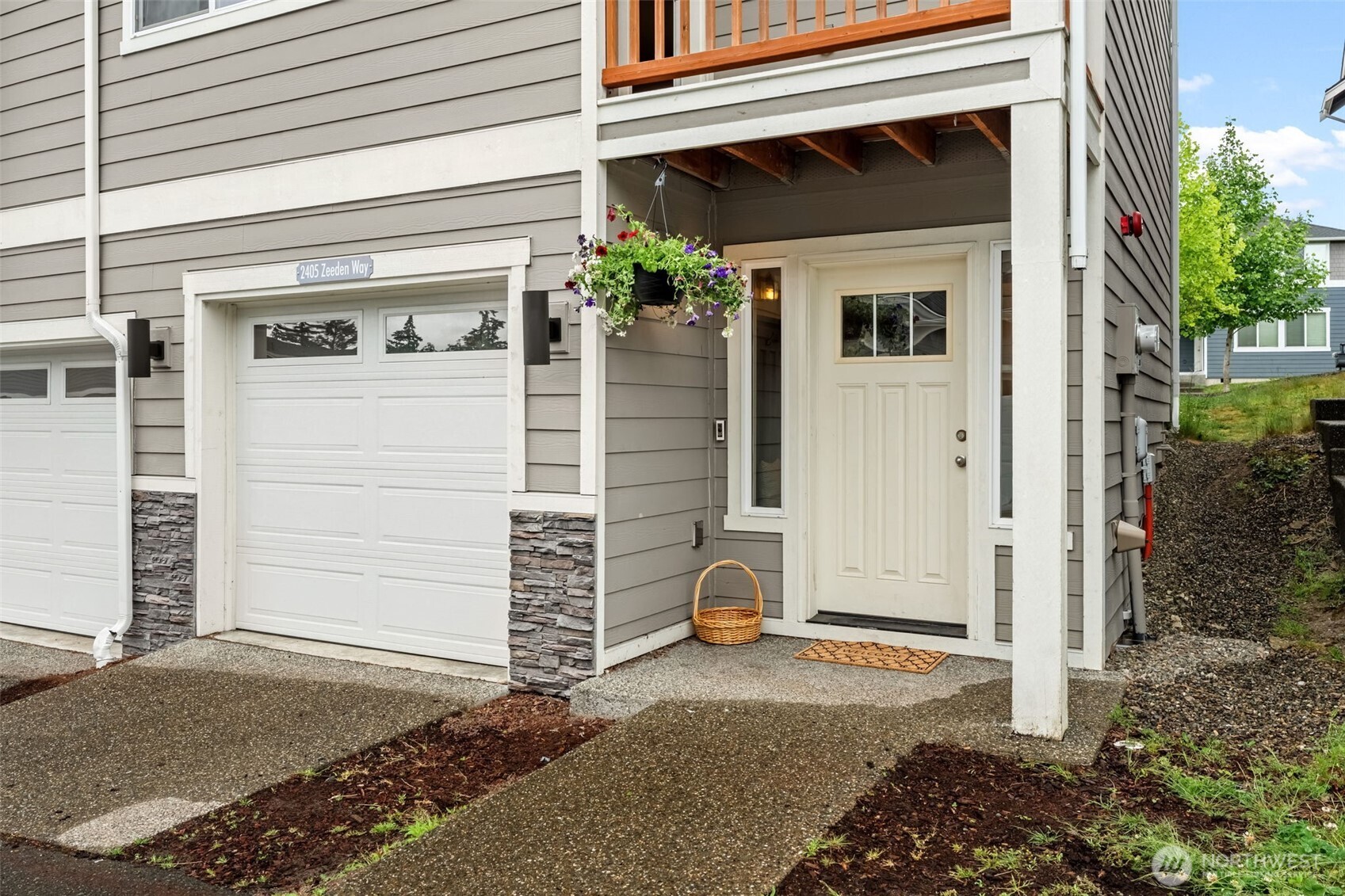 2405 Zeeden Way Bremerton WA 98310