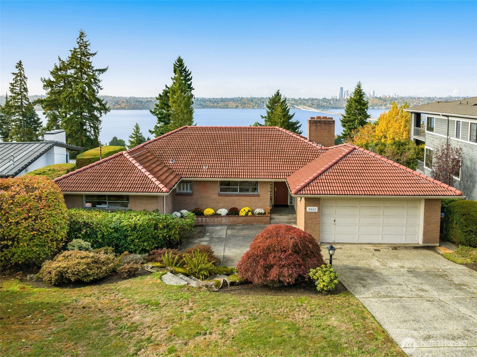 3011 70th Avenue SE Mercer Island WA 98040