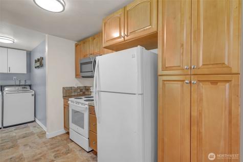 30141 3rd Place SW Federal Way WA 98023