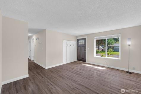 30141 3rd Place SW Federal Way WA 98023