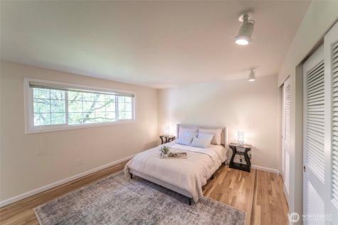 17452 NE 12th Street Bellevue WA 98008