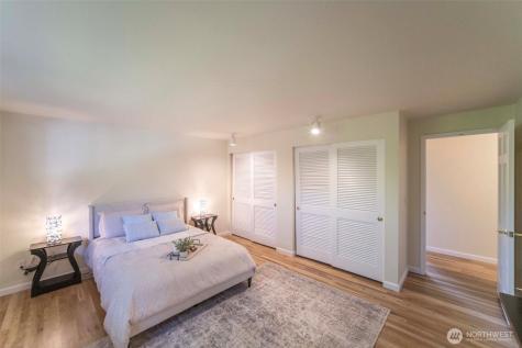 17452 NE 12th Street Bellevue WA 98008