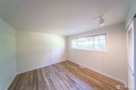 17452 NE 12th Street Bellevue WA 98008