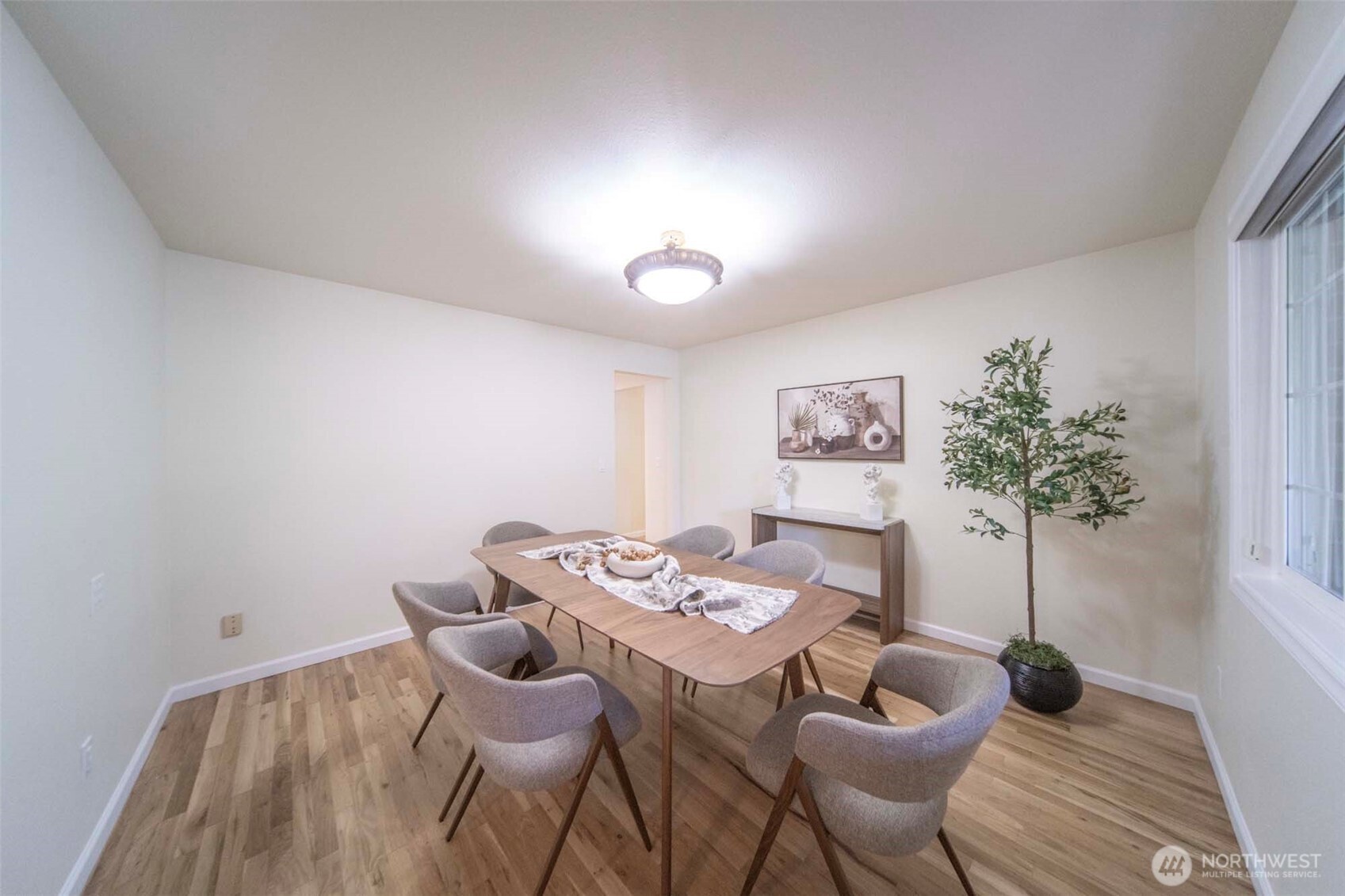 17452 NE 12th Street Bellevue WA 98008