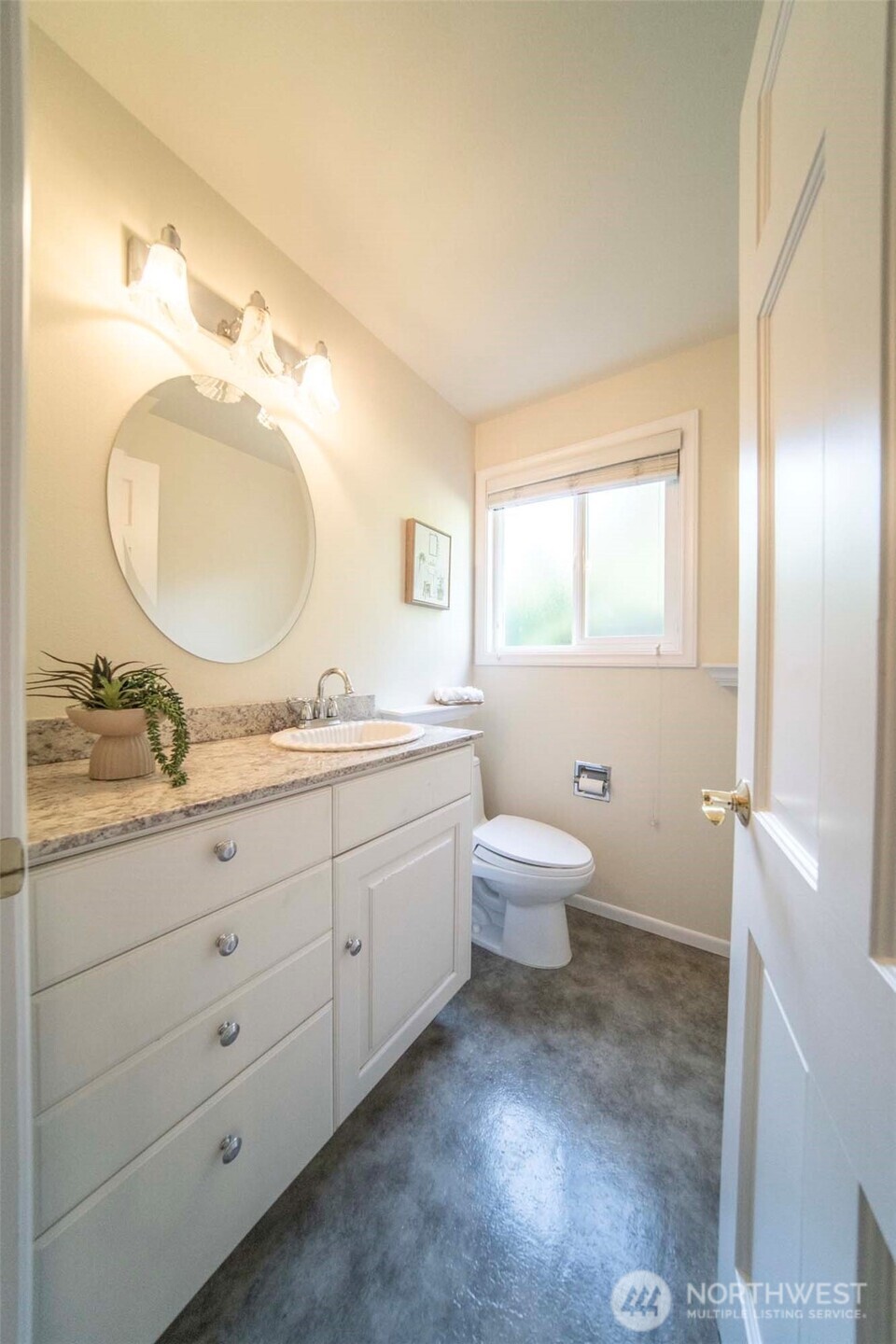 17452 NE 12th Street Bellevue WA 98008