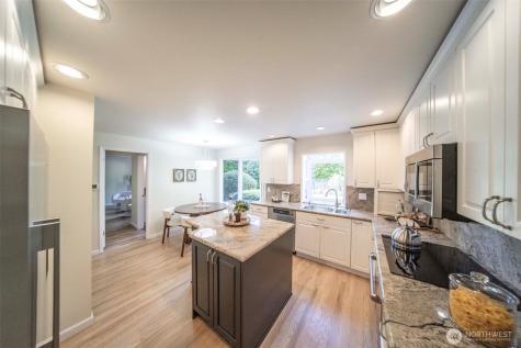 17452 NE 12th Street Bellevue WA 98008