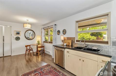 1202 Pine Avenue Snohomish WA 98290