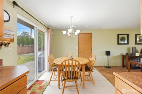 6627 95th Street NE Marysville WA 98270