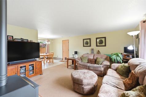 6627 95th Street NE Marysville WA 98270