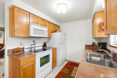 6627 95th Street NE Marysville WA 98270