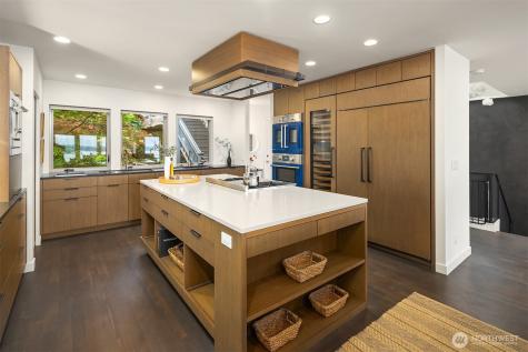 814 31st Avenue S Seattle WA 98144