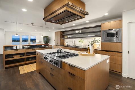 814 31st Avenue S Seattle WA 98144