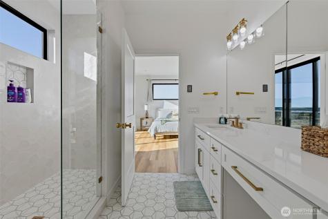 1409 S Cohasset Crest Westport WA 98595