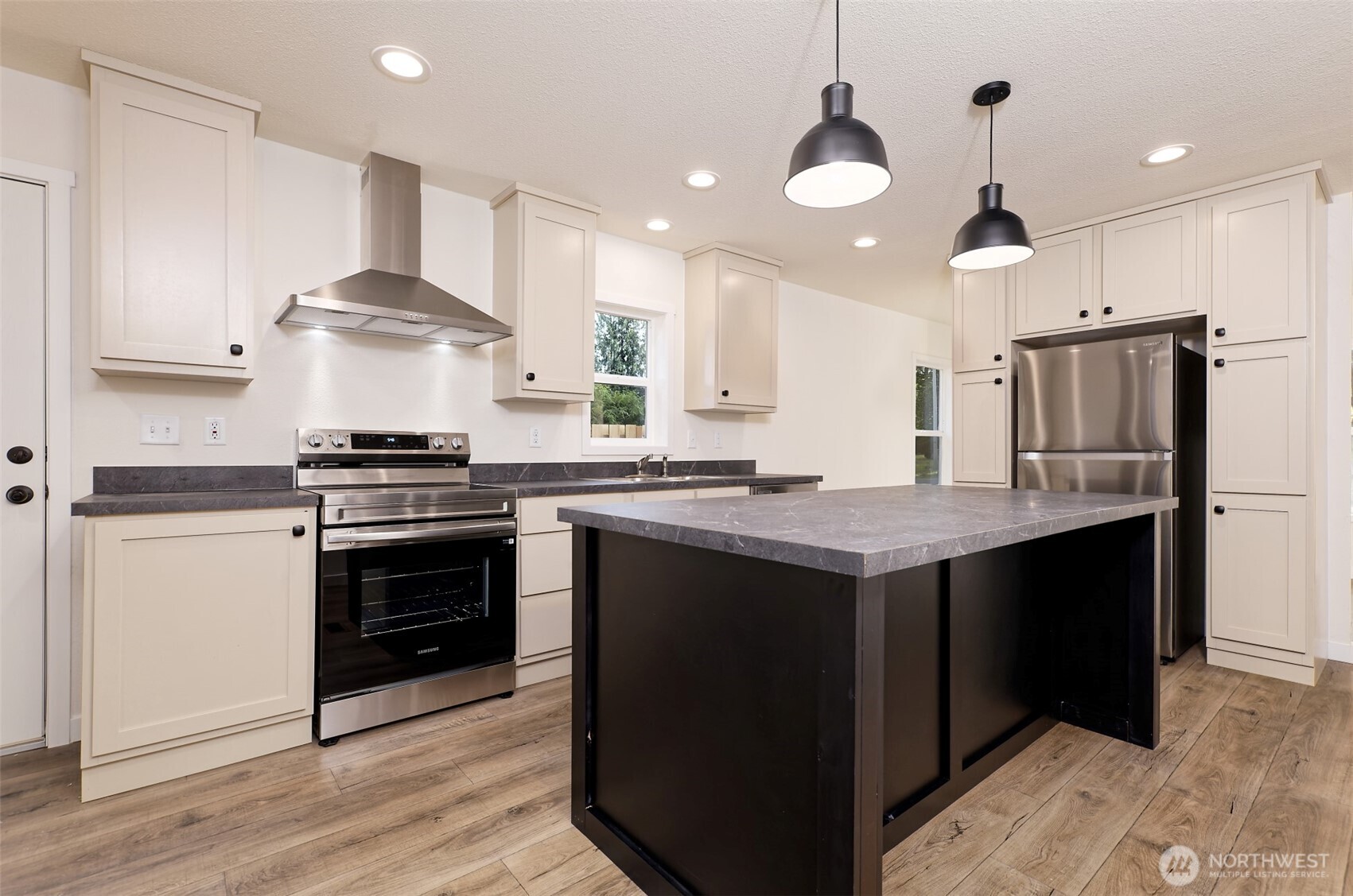 111 E Ashwood Lane Shelton WA 98584