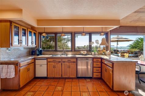 416 Alverson Boulevard Everett WA 98201