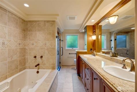 416 Alverson Boulevard Everett WA 98201