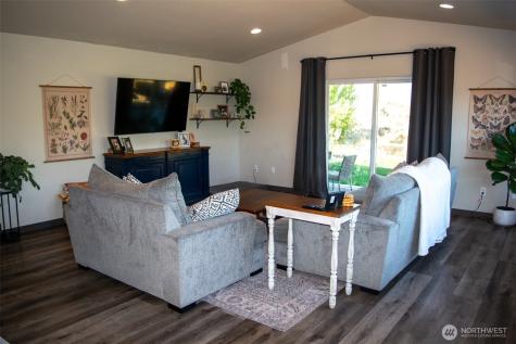 3030 Riverview Lane Malaga WA 98828