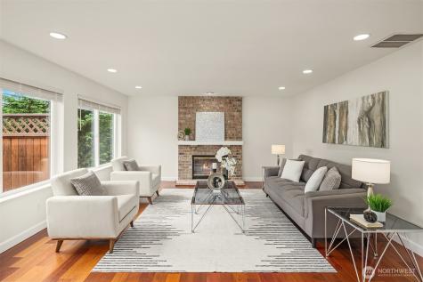 1734 Ilwaco Avenue NE Renton WA 98059