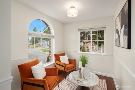 1734 Ilwaco Avenue NE Renton WA 98059