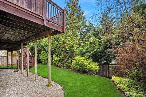 1734 Ilwaco Avenue NE Renton WA 98059