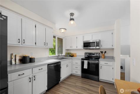 5820 135th Place NE Marysville WA 98271