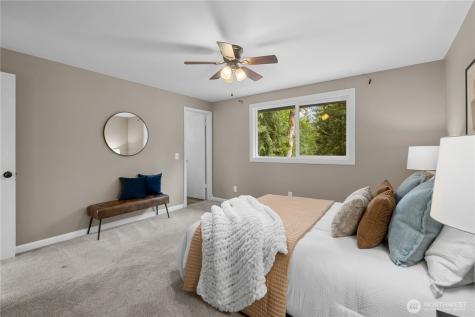 5820 135th Place NE Marysville WA 98271