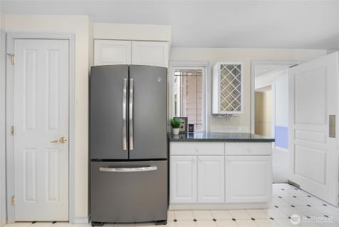 9903 Marine Drive Marysville WA 98271