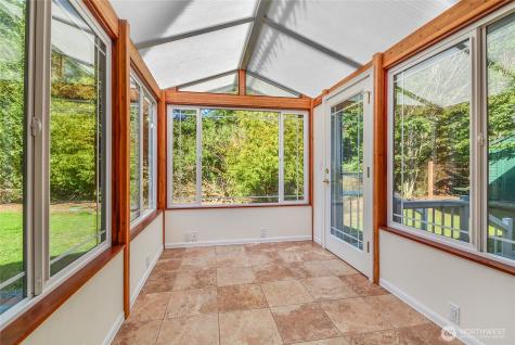 9903 Marine Drive Marysville WA 98271