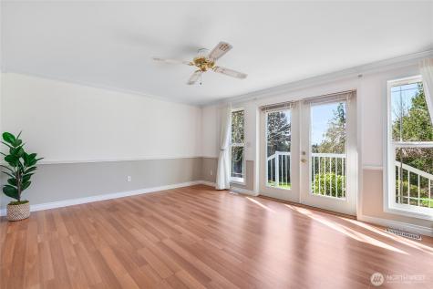 9903 Marine Drive Marysville WA 98271