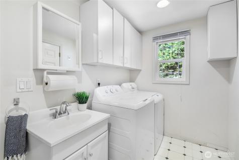 9903 Marine Drive Marysville WA 98271