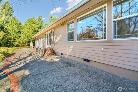 9903 Marine Drive Marysville WA 98271