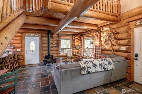107 Goat Rocks Drive Packwood WA 98361