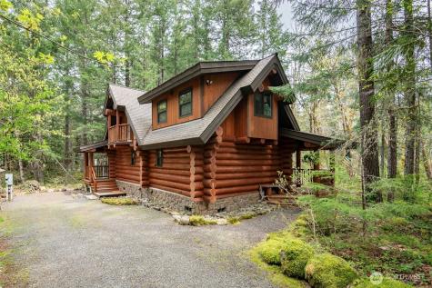 107 Goat Rocks Drive Packwood WA 98361