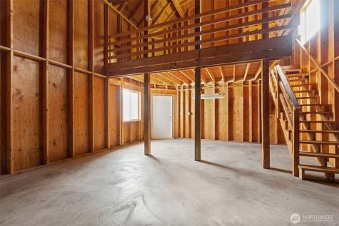 16022 126th Avenue SE Renton WA 98058