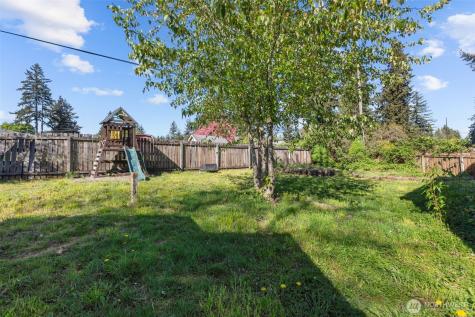 16022 126th Avenue SE Renton WA 98058