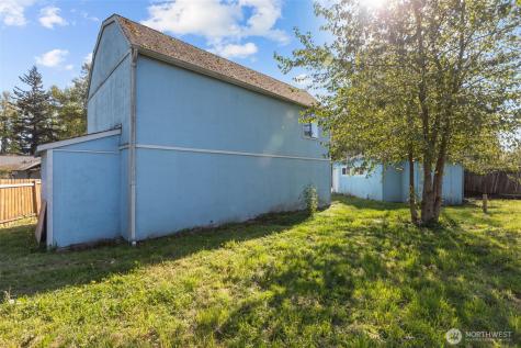 16022 126th Avenue SE Renton WA 98058