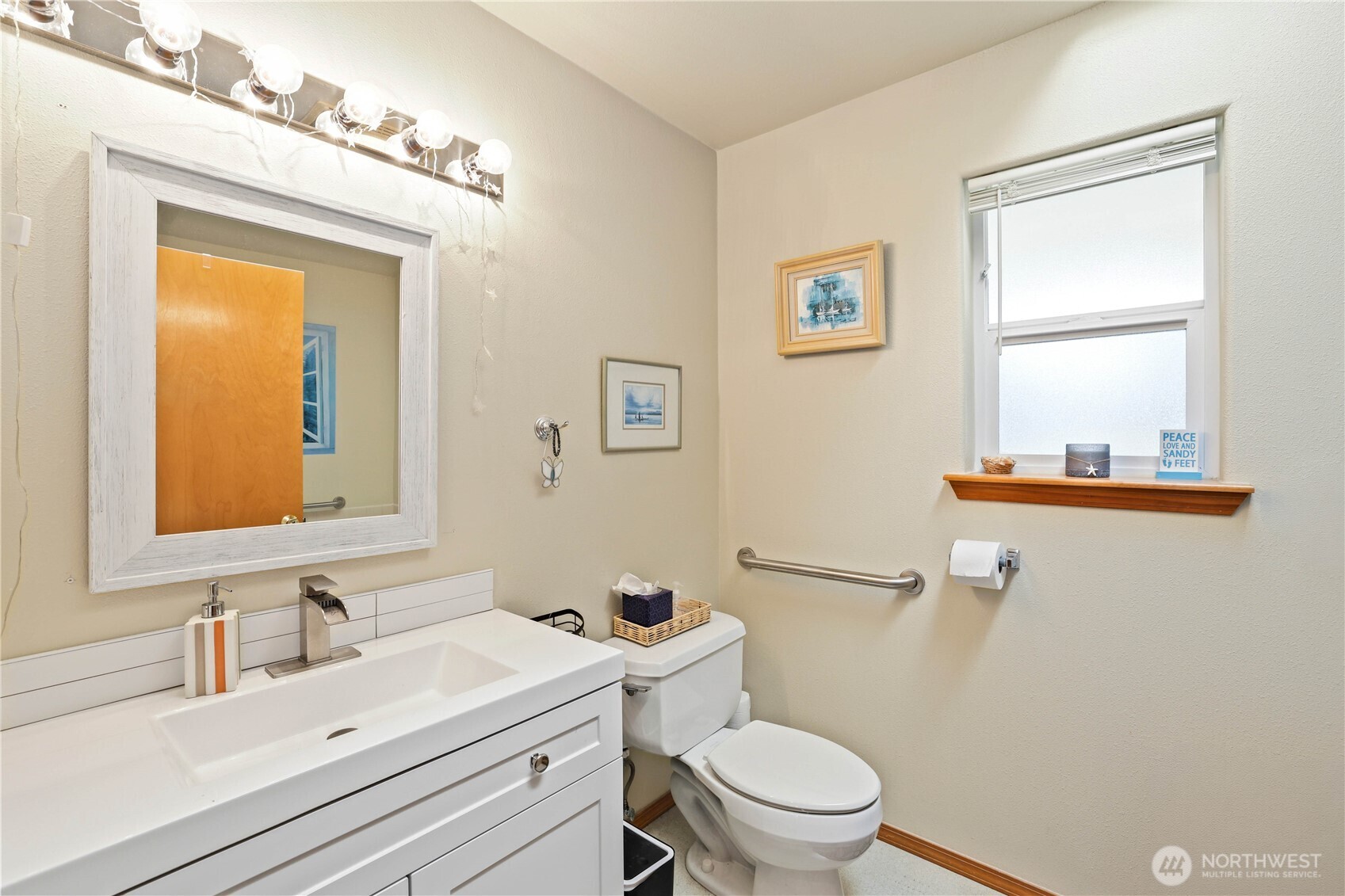 160 Dolphin Avenue NE Ocean Shores WA 98569