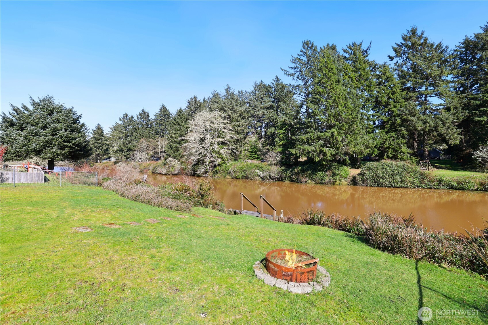 160 Dolphin Avenue NE Ocean Shores WA 98569
