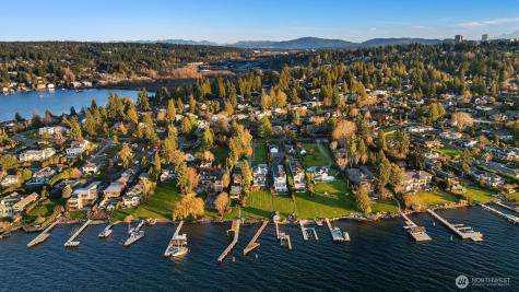 4429 91st Avenue NE Yarrow Point WA 98004