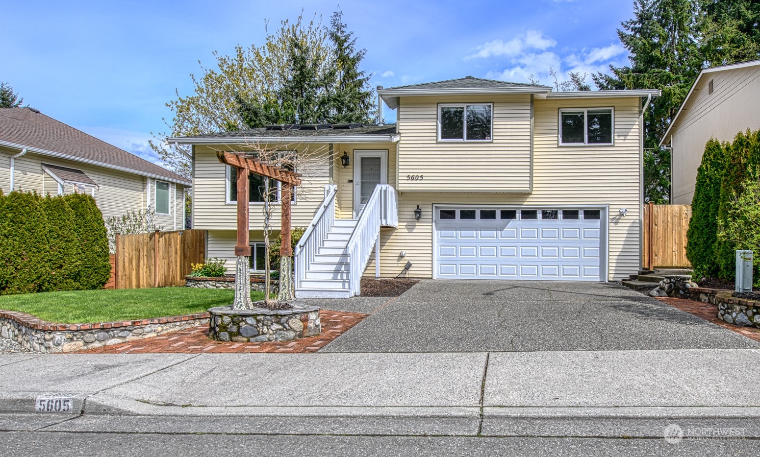 5605 1st Drive W Everett WA 98203