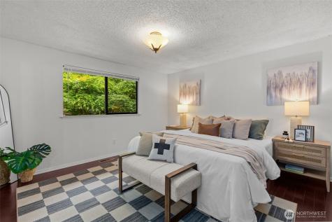 15811 20th Place W Lynnwood WA 98087