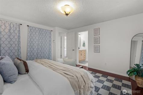 15811 20th Place W Lynnwood WA 98087