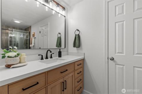 15811 20th Place W Lynnwood WA 98087