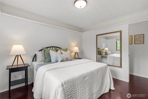 15811 20th Place W Lynnwood WA 98087