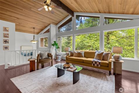 15811 20th Place W Lynnwood WA 98087