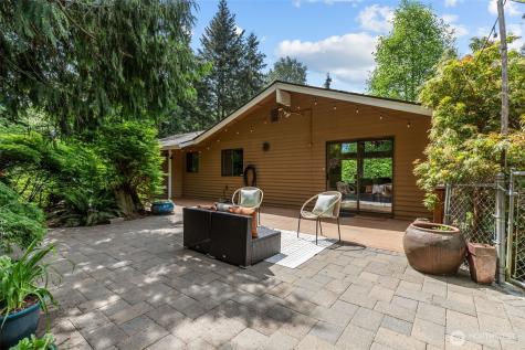 15811 20th Place W Lynnwood WA 98087